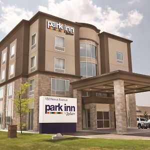 Park Inn By Radisson Brampton, On